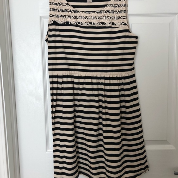 LOFT Dresses & Skirts - Ann Taylor loft dress